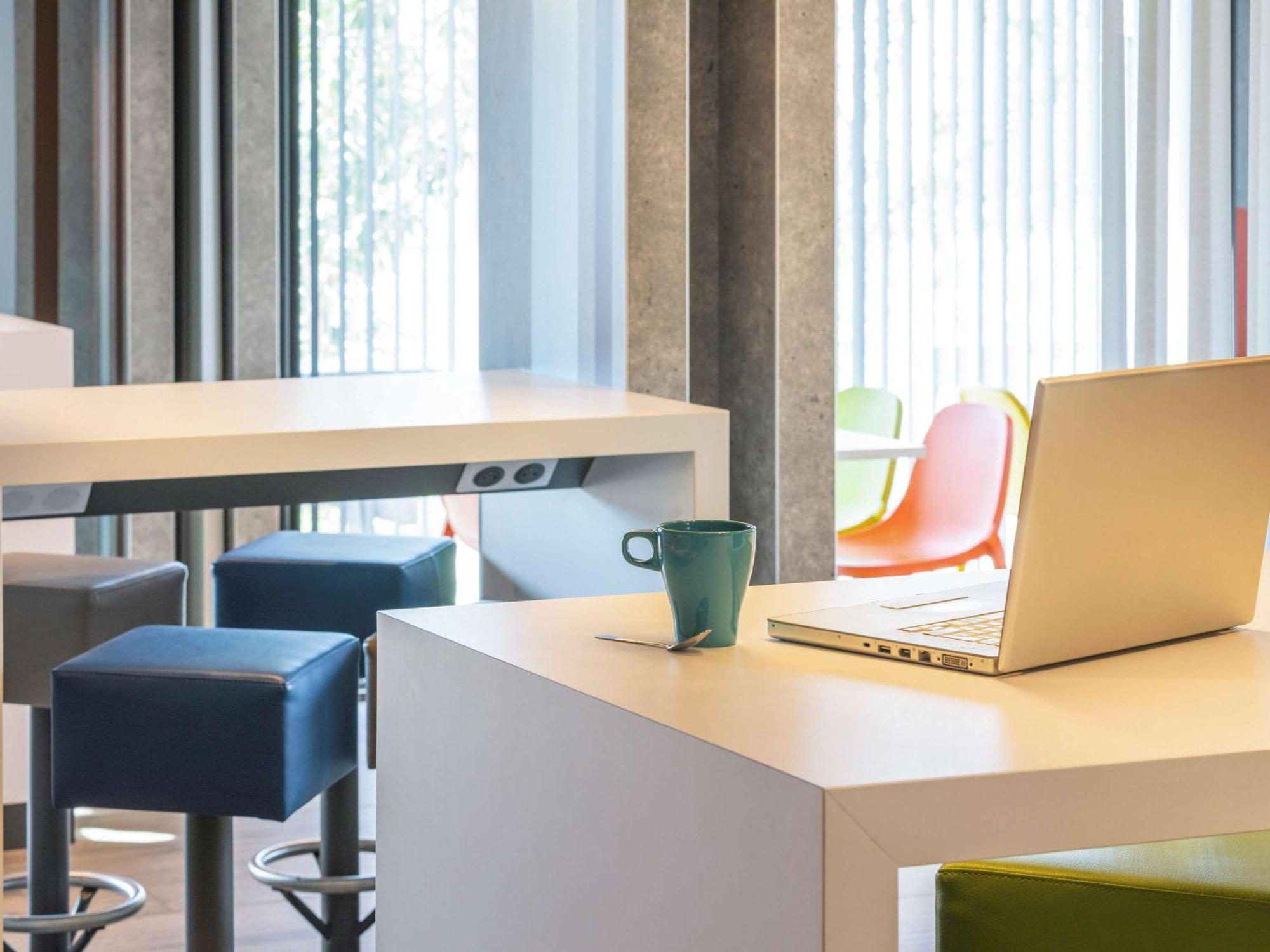 Ibis Budget Rennes Rte Lorient Exterior photo